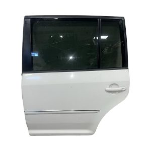 VW Touran 1T2 facelift r.v. 2008 sedmimístné provedení bílá barva kód barvy LB9A levé zadní dveře S5VX3T69617