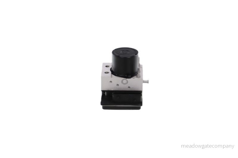 Řídící jednotka ABS ESP 8.0 SUZUKI 5611079JA 5611079JA0 BOSCH 0265950461 0265235006